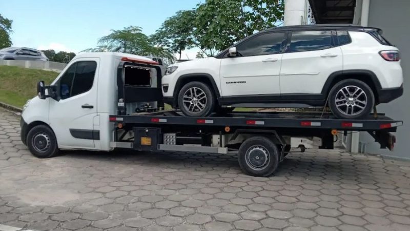 Estalo vindo do motor do carro? É melhor investigar